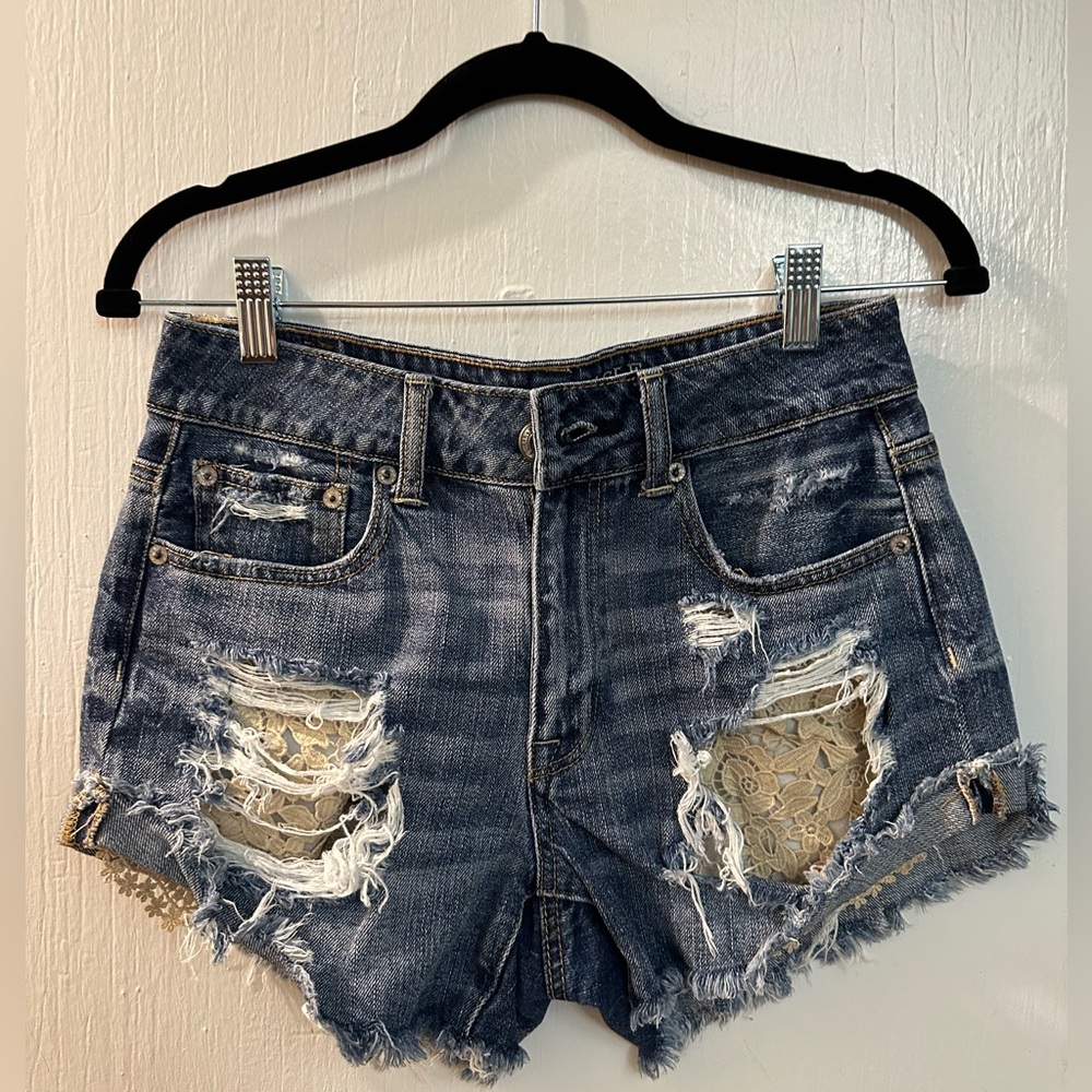American Eagle ripped high rise shorts